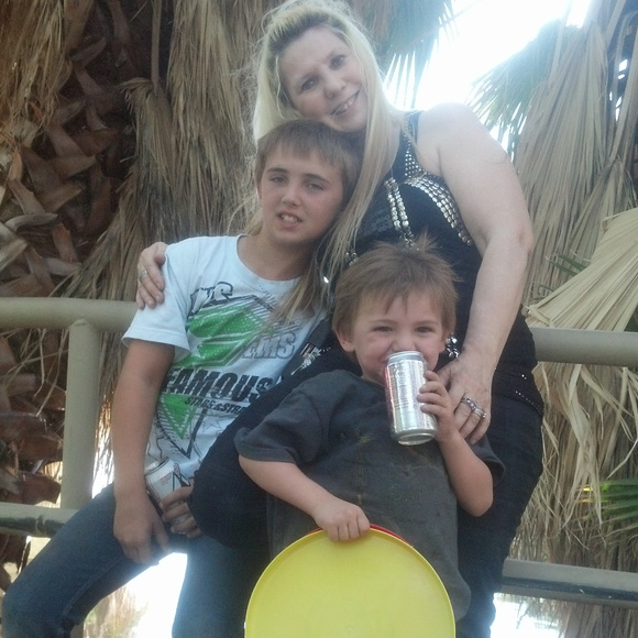 Meet your Posher, Kay - Picture 6 of 8